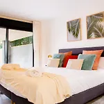 Apartment Sunny Gozy Retreat In The Heart Of The Coast