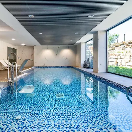 Sunny Gozy Retreat In The Heart Of The Coast *
