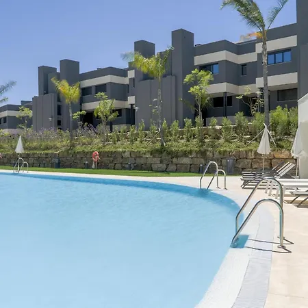 Sunny Gozy Retreat In The Heart Of The Coast Apartament