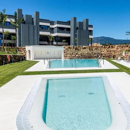 Sunny Gozy Retreat In The Heart Of The Coast Appartamento Estepona