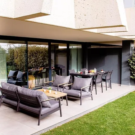 Appartamento Sunny Gozy Retreat In The Heart Of The Coast *