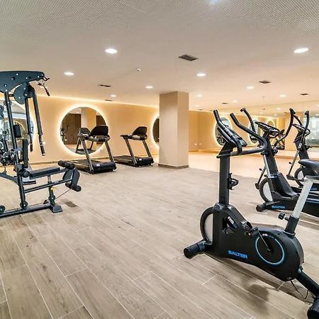 Apartamento Sunny Gozy Retreat In The Heart Of The Coast Estepona