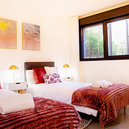 Sunny Gozy Retreat In The Heart Of The Coast Estepona